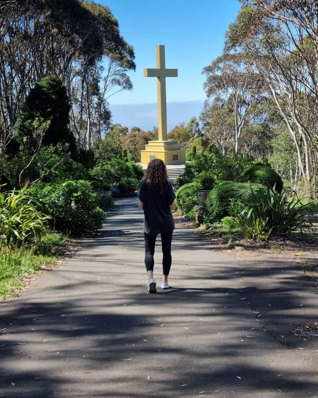 Mt Macedon cross